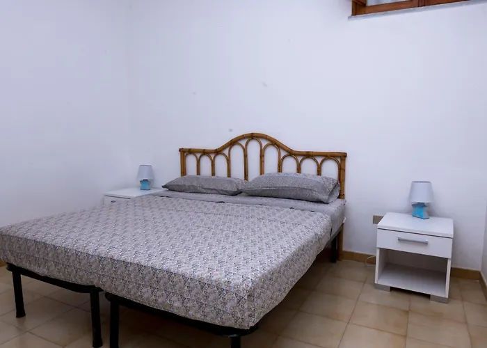 Casa Lanzara 아파트 첸톨라